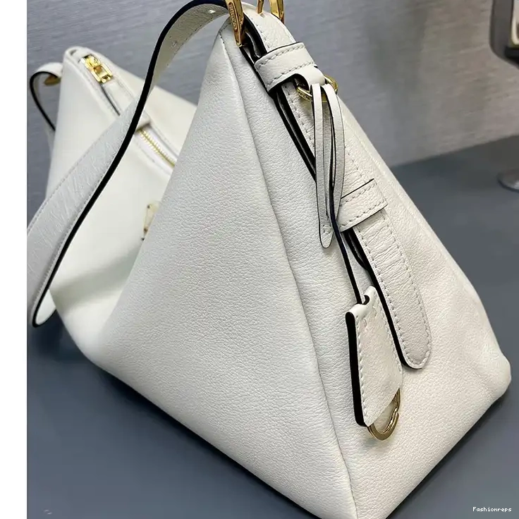 Fashionrepsfam ru Bags 2407YZ0073 Prada 0805